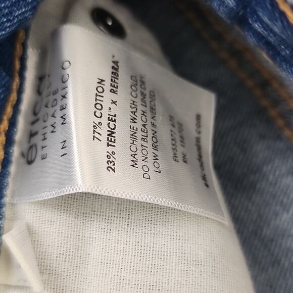 Etica Anthropologie Haven High Waist Relaxed Denim Shorts Blue 30 NWT - Picture 13 of 15